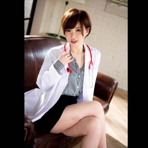 NPG - Satomi Yuria Slutty Doctor Masturbator photo