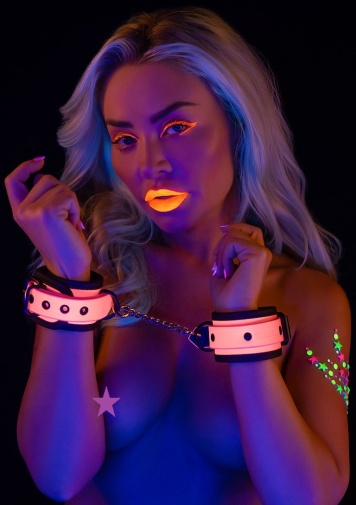 Taboom - Glow Wrist Cuffs - Pink 照片