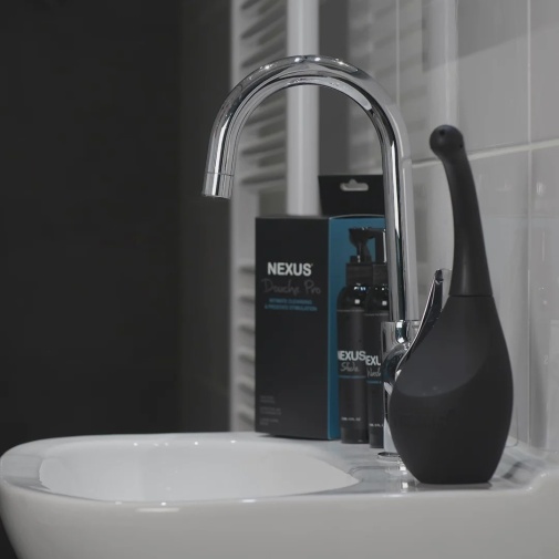 Nexus - Douche Pro 后庭灌洗器 - 黑色 照片