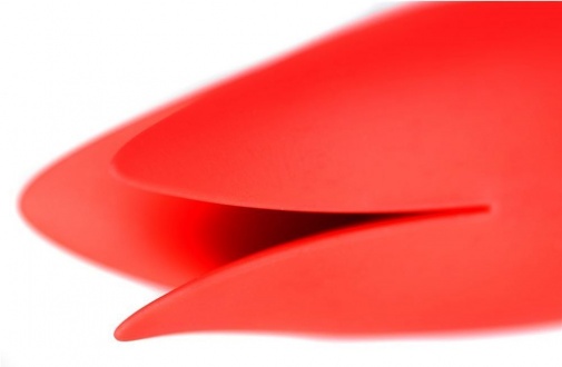 Satisfyer - 強力花瓣吸吮震動器 - 紅色 照片