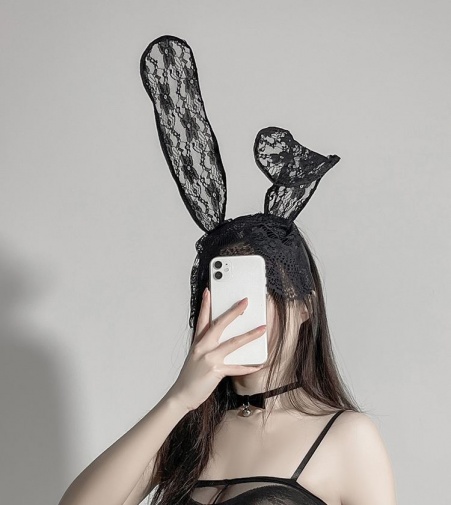 SB - 蕾絲兔耳朵 - 黑色 照片